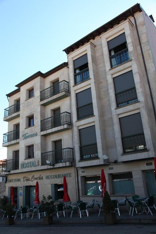 Hostal Torres San Leonardo de Yagüe Εξωτερικό φωτογραφία